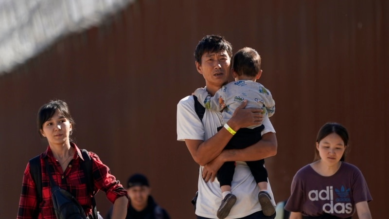 China resumes cooperating with US on illegal migration