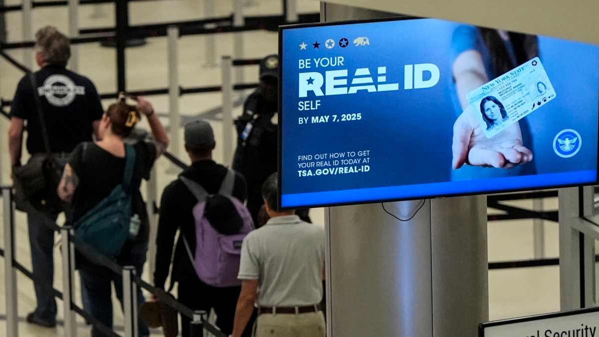 Preholiday travel sets TSA record for people screened at US airports