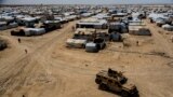 اردوگاه الهول در سوریه، که هزاران تن از اعضای خانواده‌های پیکارجویان داعش در آن نگهداری می‌شوند.