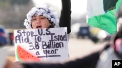 Trước áp lực của Mỹ, Israel chấp thuận mở lại cửa khẩu vào Gaza và cho sử dụng cảng để viện trợ | VOA