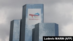 Sede e logotipo da Total Energy na área de La Defense, perto de Paris, 14 setembro 2023