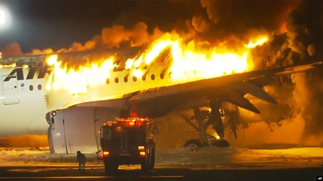 Five Dead in Japan Plane Collision Still Burning at Tokyo Airport