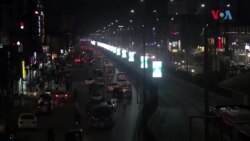 د ډېجېټل ساين بورډونو یا لوحو رواج زياتېدو ته د پېښور کاروباریان خوشحاله دي