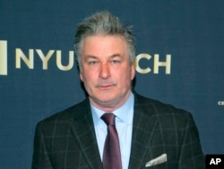 Alec Baldwin di New York, 4 April 2016. (Foto; Andy Kropa/Invision/AP)