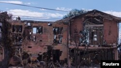 Ostaci kuća u Lahaini posle požara