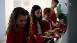 چینی کم: امریکی اسکولوں میں لنچ کے لیے نئے معیار