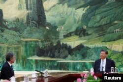 Menteri Luar Negeri AS Antony Blinken bertemu dengan Presiden China Xi Jinping di Aula Besar Rakyat di Beijing, China, 19 Juni 2023. (Foto: REUTERS/Leah Millis)