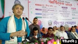 চাঁদপুর প্রেস ক্লাব প্রাঙ্গণে আয়োজিত এক অনুষ্ঠানে তথ্য ও সম্প্রচার প্রতিমন্ত্রী মোহাম্মদ আলী আরাফাত। ১ মার্চ, ২০২৪।