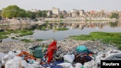 EARTH-DAY/BANGLADESH