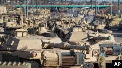 Unos tanques en Fort Carson en Colorado Springs, Colorado, el 29 de noviembre de 2016.