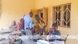 Biometriki tɔgɔsɛbɛnni baara daminɛna Niafunké a kalo fila ye nin ye. 