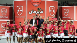 مراسم اهدای جام به تیم فوتبال پرسپولیس پس از کسب عنوان قهرمانی لیگ برتر - پنجشنبه ۲۸ اردیبهشت ۱۴۰۲
