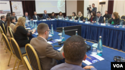 Tryeza mbi transparencën e financave partiake