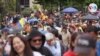 Manifestantes salieron en Bogotá, el 14 de febrero de 2023, para apoyar las reformas propuestas por el gobierno del presidente Gustavo Petro. [Foto: Federico Buelvas, VOA]