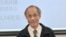 香港民意研究所行政總裁鍾庭耀。(美國之音資料照片)