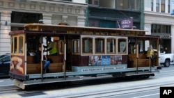 FILE - San Francisco Cable Car, September 11, 2019. A spokesperson for the San Francisco Municipal Transportation Authority said Pilot his program now offers free rides for young and seniors throughout the city's public transit system.