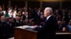 جو بایدن، رییس جمهور ایالات متحده، در جریان سخنرانی سالانۀ "خطاب به ملت"