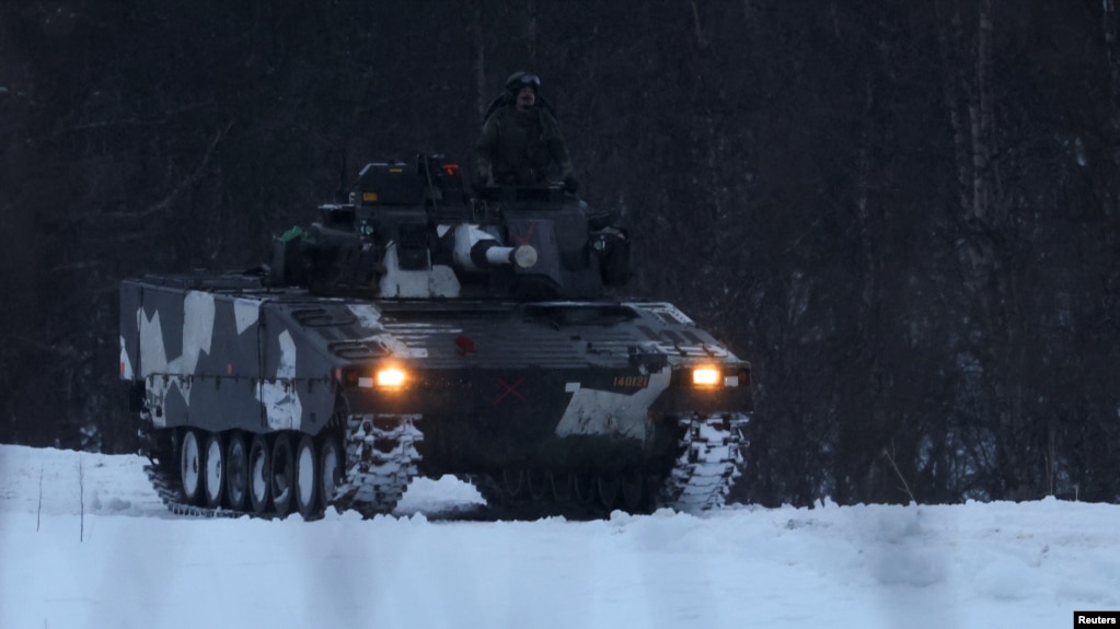 UKRAINE-CRISIS/NATO