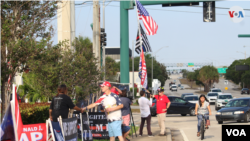 En Fotos | Seguidores de Donald Trump en Florida salen a las calles a manifestar su apoyo al expresidente