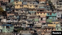 Las casas llenan una ladera en el distrito Jalousie de Port-au-Prince, la capital de Haití, el 3 de febrero de 2023.