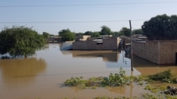 Rumah-rumah terendam banjir di N'djamena, Chad, 14 Oktober 2022. Banjir di Chad sudah menewaskan 503 orang sejak Juli 2024. (Foto: Mahamat Ramadane/Reuters)