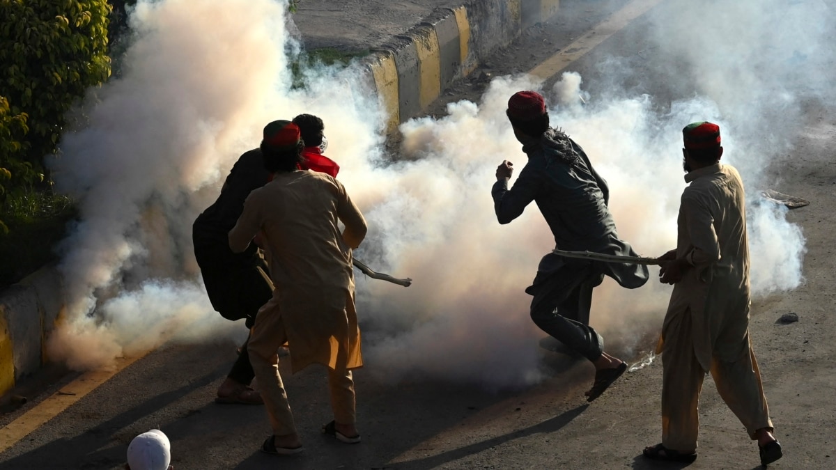 Ex Pakistan Pm Khan Arrested Sparking Nationwide Protests