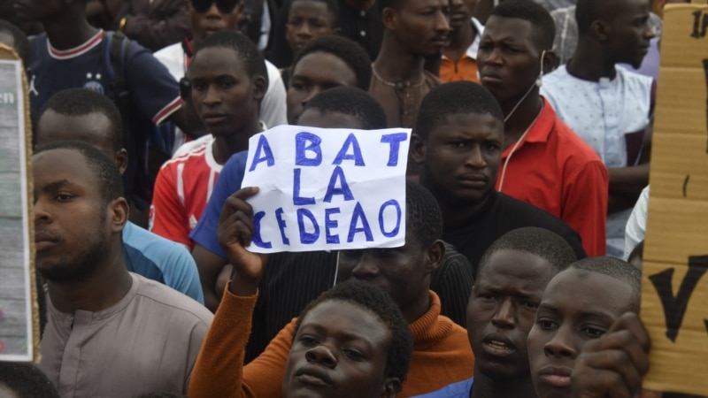 Togo : des évêques appellent à la levée de sanctions imposées au Niger