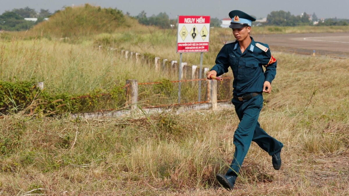 Removal of Toxic Chemicals at Vietnam Airbase Continues - Vimarsana News