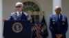 Presiden AS Joe Biden mengumumkan pencalonan Jenderal Charles Brown Jr. sebagai Kepala Staf Gabungan AS yang baru dalam sebuah acara di Gedung Putih, Washington, pada 25 Mei 2023. (Foto: Reuters/Evelyn Hockstein)