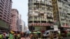 香港九龍一棟老舊商住大樓著火，至少5人死亡。 （2024年4月10日）