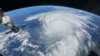 ARCHIVO - Un miembro de la Expedición 69 en la Estación Espacial Internacional tomó esta fotografía del Huracán Idalia el 29 de agosto de 2023. 