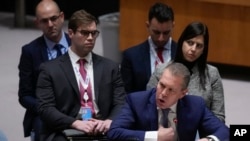 Gilad Erdan, Duta Besar Israel untuk PBB, berbicara dalam rapat Dewan Keamanan di markas PBB di New York, pada 5 Januari 2023. (Foto: AP/Seth Wenig)