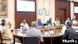 এনইসি সম্মেলন কক্ষে অনুষ্ঠিত জাতীয় অর্থনৈতিক পরিষদের নির্বাহী কমিটির (একনেক) সভায় প্রধানমন্ত্রী শেখ হাসিনা। 