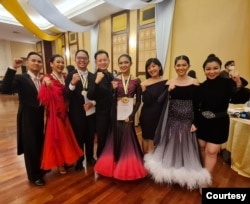 Foto-foto pelatih dan para atlet dansa yang bernaung di bawah Erwan & Yulia DanceSport Studio. (Foto: koleksi pribadi/Evelyn Phanjaya)