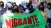 ARCHIVO - Migrantes, refugiados, trabajadores indocumentados y sus simpatizantes se manifiestan frente a la oficina del Ministro de Inmigración de Canadá, Marco Mendicino, en Toronto, Ontario, Canadá, el 4 de julio de 2020.
