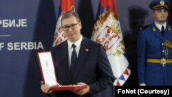 Aleksandar Vučić uručio je odlikovanja zaslužnim pojedincima i institucijama povodom Dana državnosti (FoNet)