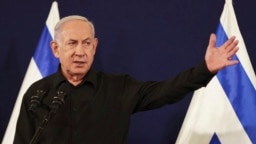 İsrail Başbakanı Netanyahu basın toplantısını askeri üste gerçekleştirdi