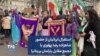 استقبال ایرانیان از حضور شاهزاده رضا پهلوی با تجمع مقابل پارلمان بریتانیا