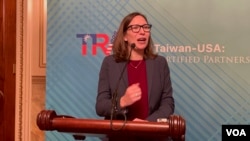 美國在台協會主席勞拉·羅森伯格在國會山莊《台灣關係法》45週年慶祝活動發表演說。 （2024年3月6日，美國之音鍾辰芳拍攝）