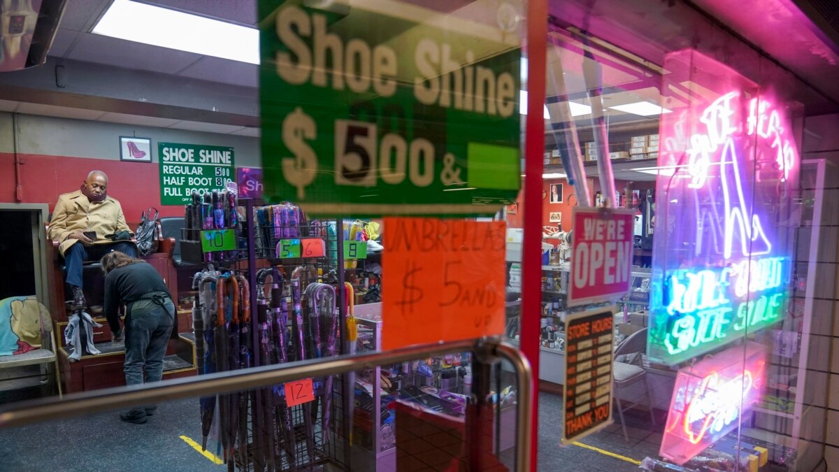 Shoe repair union on sale station