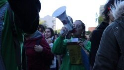 Estudiantes y docentes de Argentina reclamaron al Gobierno mayor presupuesto para universitarios 