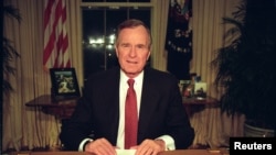 Президент США Джордж Буш під час звернення до народу 25 грудня 1991 р. про відставку президента СРСР Михайла Горбачова. REUTERS/Stringer