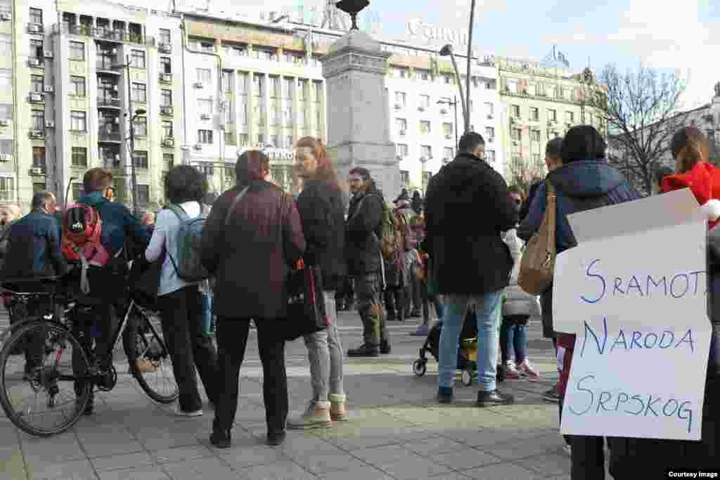 Učesnici protesta na koji je pozvala inicijativa ProGlas zbog postizborne krize (Foto: Fonet/Marko Dragoslavić)