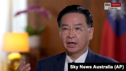 台灣外交部長吳釗燮在台北接受澳大利亞“天空新聞”的採訪。（2023年5月2日）