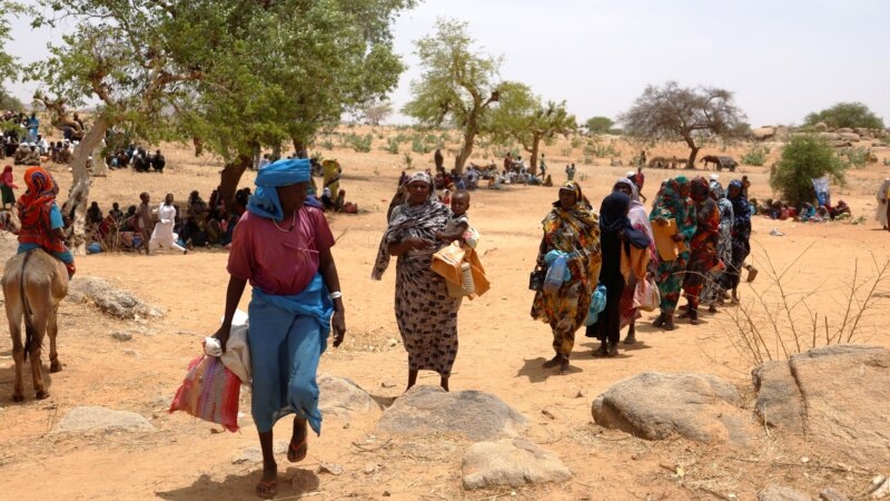 Le nombre de réfugiés fuyant les combats au Soudan grimpe à 90.000 au Tchad selon le HCR