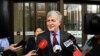 Steve Johnson, saudara laki-laki Scott Johnson, memberikan keterangan kepada media di luar Mahkamah Agung New South Wales, Sydney, Selasa, 6 Juni 2023. (Dan Himbrechts/AAP via AP)