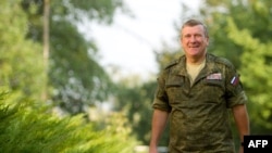 FILE - Russia's Alexander Lentsov, then a lieutenant-general, is pictured in Soledar in Ukraine's Donetsk region, Sept. 27, 2014. Now a colonel-general, he has been named to lead a peacekeeping force in the disputed Nagorno-Karabakh region of Azerbaijan. 