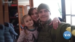 VOA英语视频：英雄的孩子：阵亡乌军的幼女承受战争之痛