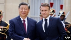 2024年5月6日法国总统马克龙在巴黎爱丽舍宫欢迎中国国家主席习近平到访。