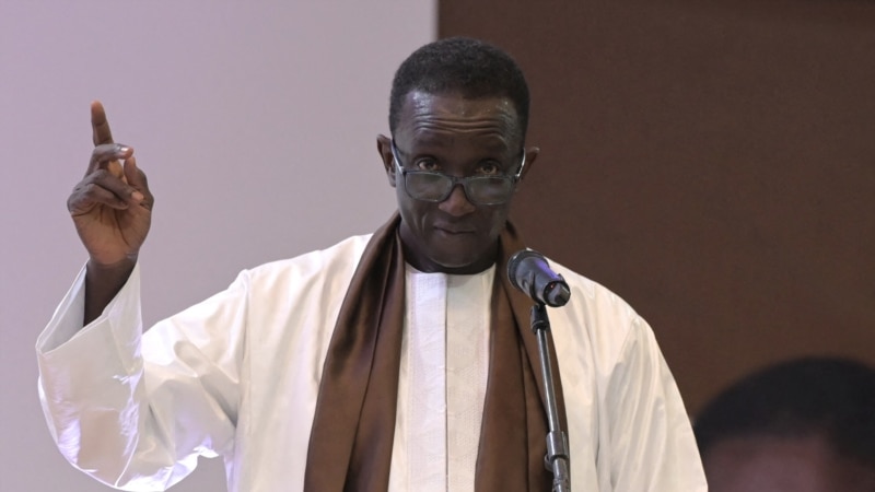 Présidentielle au Sénégal: le Premier ministre Amadou Bâ promet le 